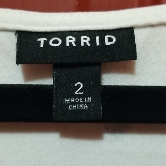 Lovely womens heart dress - Picture 2 of 3